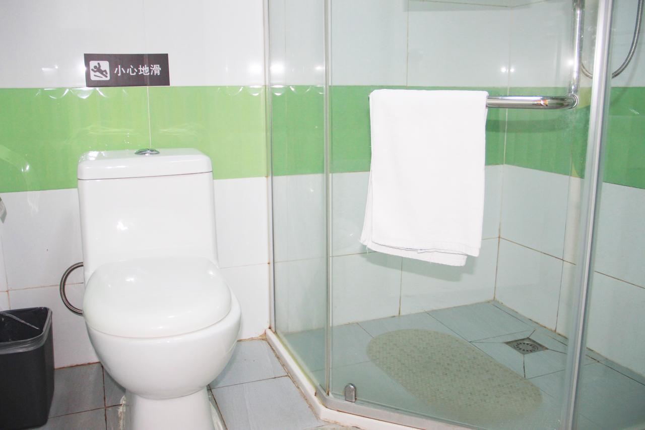 7Days Inn Qingdao Shandong Raod Zhenning Overpass Exteriör bild